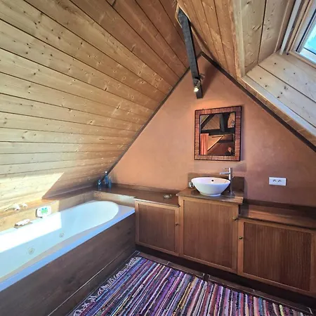 Prázdninový dům Maison En Pierre, Piscine Privee - 2 Pers. - Fr-1-616-556 *